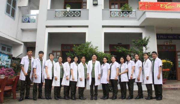 Những chiến sĩ blouse trắng lặng thầm tỏa sáng