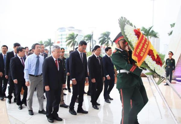 Lãnh đạo thành phố tưởng nhớ, tri ân các anh hùng, liệt sĩ
