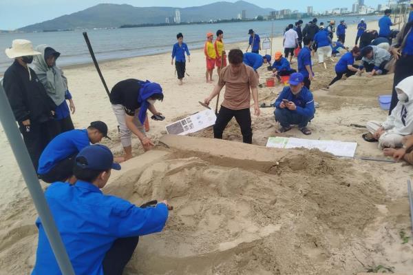 Sôi nổi, ấn tượng cuộc thi xây dựng tượng cát nghệ thuật trên bãi biển