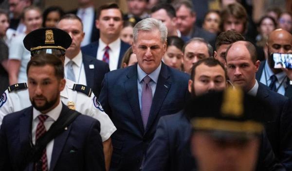 Chủ tịch Hạ viện Mỹ bị phế truất