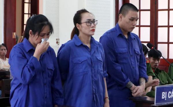 Cháu kéo cô ruột vào tù vì ma túy