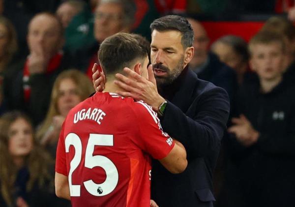 Ruben Amorim đến, Van Nistelrooy đi