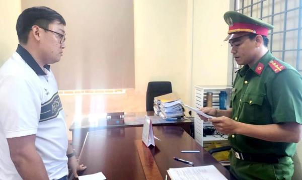 Triệt phá lò sản xuất cà-phê giả