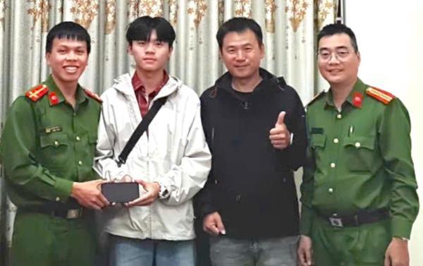 Tìm trả lại tài sản cho du khách