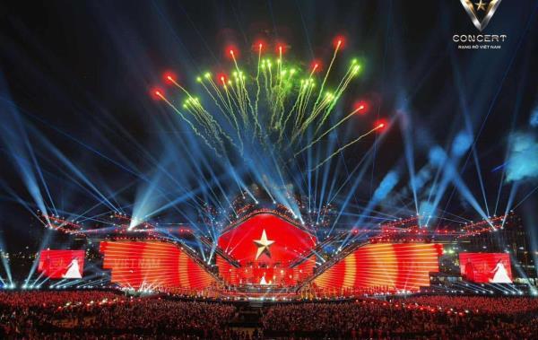 V Concert - Rạng rỡ Việt Nam, V Fest - Thanh xuân rực rỡ và Tổ quốc trong tim thu hút gần 100.000 khán giả