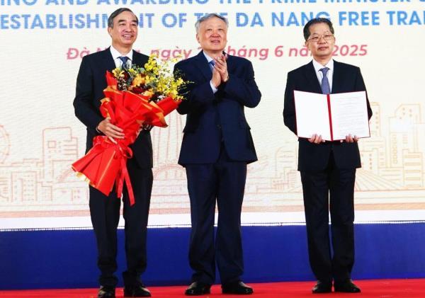 Công bố Quyết định thành lập Khu thương mại tự do Đà Nẵng