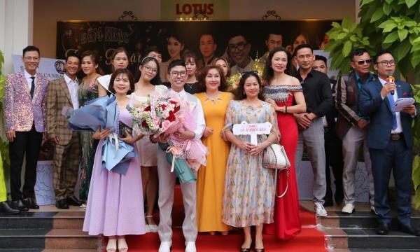 Ca sĩ Long Nhật ra mắt 2 MV về Đà Nẵng