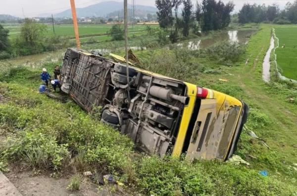 Gặp nạn trên đường