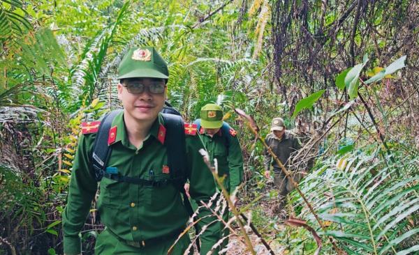 Từ giảng đường đại học đến đại ngàn Trường Sơn