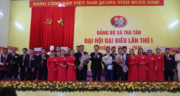 Phó Bí thư Thành ủy Đà Nẵng Ngô Xuân Thắng dự Đại hội Đảng bộ xã Trà Tân