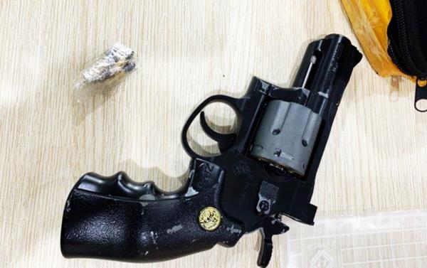 Phát hiện hàng nóng tại sân bay Đà Nẵng