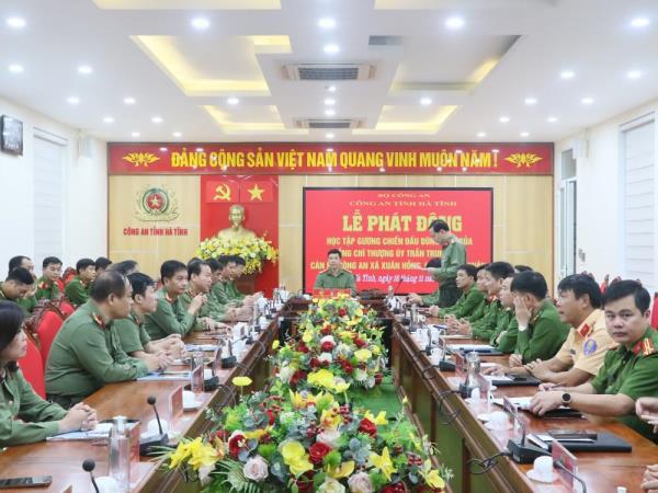 Phát động học tập gương chiến đấu dũng cảm của đồng chí Thượng úy Trần Trung Hiếu