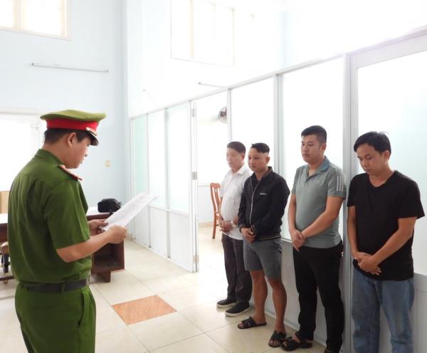 Triệt phá đường dây cá độ bóng đá khủng