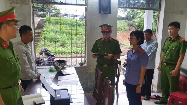 Khởi tố, bắt tạm giam nhân viên giao hàng Công ty Cổ phần Dược – Thiết bị y tế Đà Nẵng