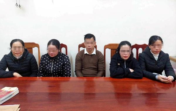 Móc nối nhân viên y tế làm giả bệnh án để trục lợi bảo hiểm