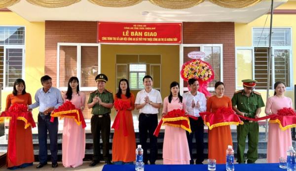 Khánh thành, đưa vào hoạt động nhiều trụ sở làm việc Công an xã