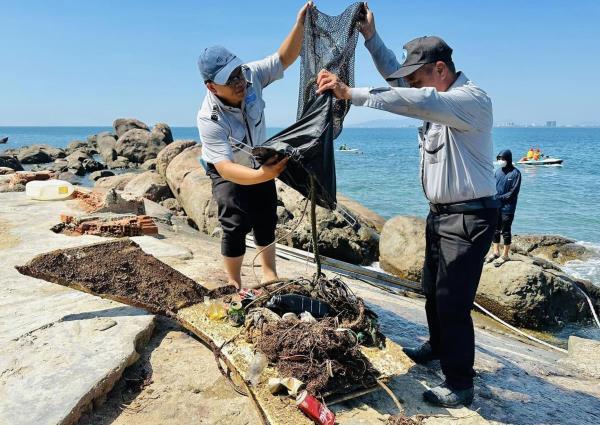 Đừng để Sơn Trà chỉ đẹp… qua ảnh