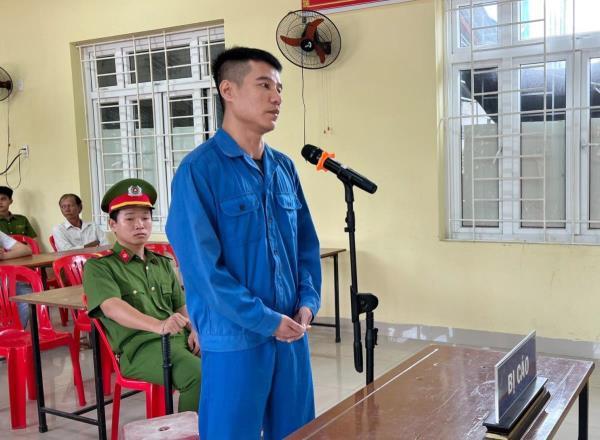 Xét xử côn đồ đập phá quán nhậu để đòi tiền bảo kê