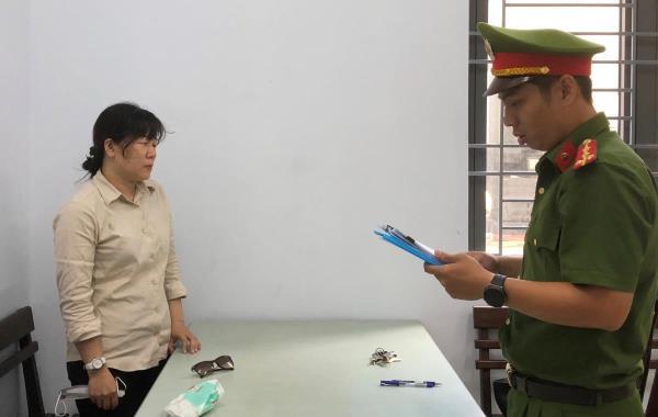 Tạm giam nữ đạo chích trộm tiền của tiểu thương ở Đà Nẵng