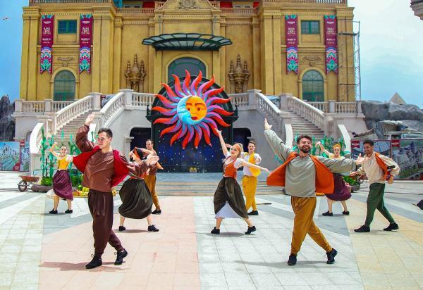 Nhiều trải nghiệm hấp dẫn tại Lễ hội Mùa thu 2023 trên đỉnh Bà Nà