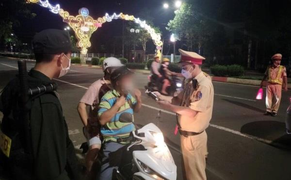 Công an thành phố Gia Nghĩa bảo đảm trật tự an toàn giao thông để Nhân dân vui Xuân, đón Tết an toàn