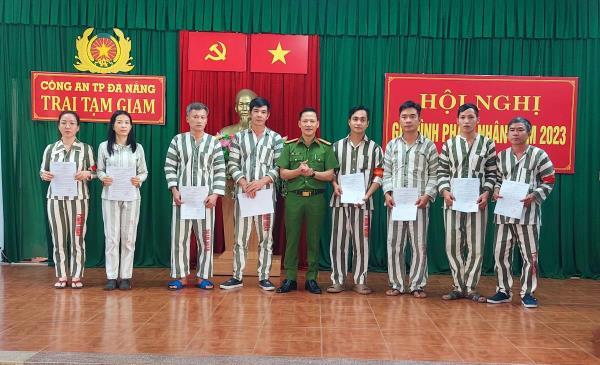 Quản lý, giáo dục phạm nhân đang chấp hành án phạt tù: Cộng đồng trách nhiệm