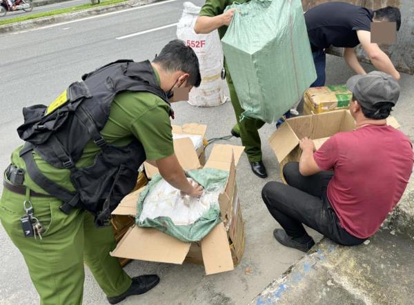 Người dân Đà Nẵng mua pháo hoa ở đâu, tuân thủ các quy định gì?