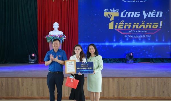 Hỗ trợ, phát huy Sinh viên 5 tốt sau tuyên dương