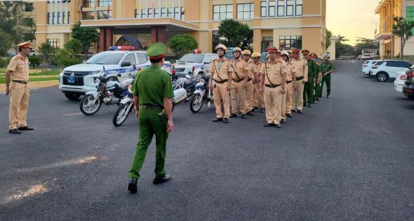 Triển khai tháng cao điểm đảm bảo TTATGT lứa tuổi học sinh