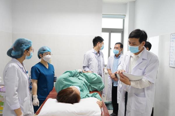 Bệnh viện Y học Cổ truyền Đà Nẵng tiếp nhận chuyển giao kỹ thuật phẫu thuật trĩ của Bệnh viện Y học cổ truyền Trung ương