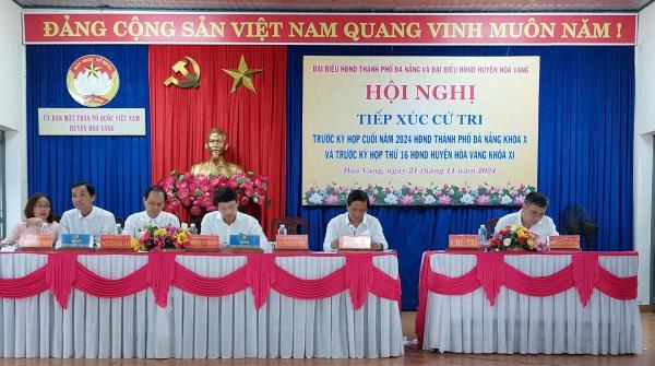 Cử tri phản ánh nhiều vấn đề dân sinh