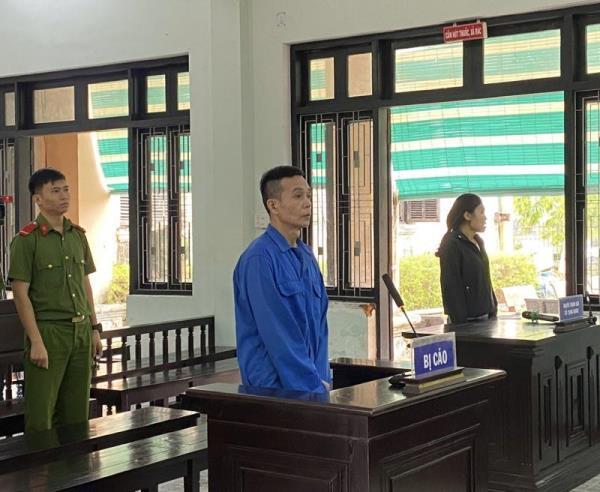 Phạm tội giết người vì mâu thuẫn đậu xe