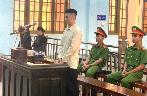 Siêu trộm đột nhập hàng loạt trụ sở cơ quan nhà nước, công ty lãnh 14 năm tù