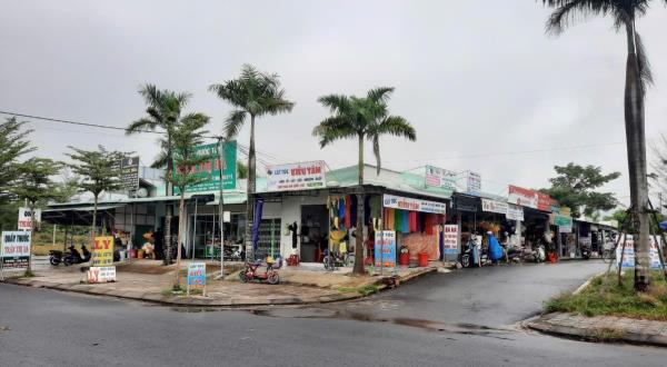 Xây chợ mà nợ bãi đỗ xe