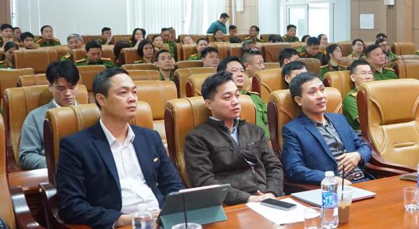 Tập huấn phần mềm quản lý lưu trú cho cán bộ, chiến sĩ Công an TP Đà Nẵng