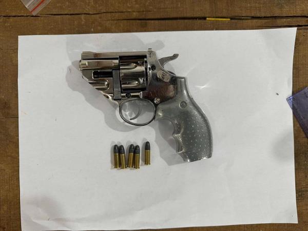 Giấu toàn hàng độc