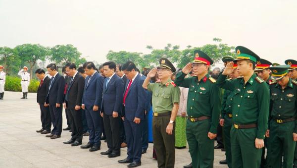 Lãnh đạo tỉnh Quảng Nam tri ân, tưởng nhớ các mẹ Việt Nam anh hùng, các anh hùng liệt sĩ