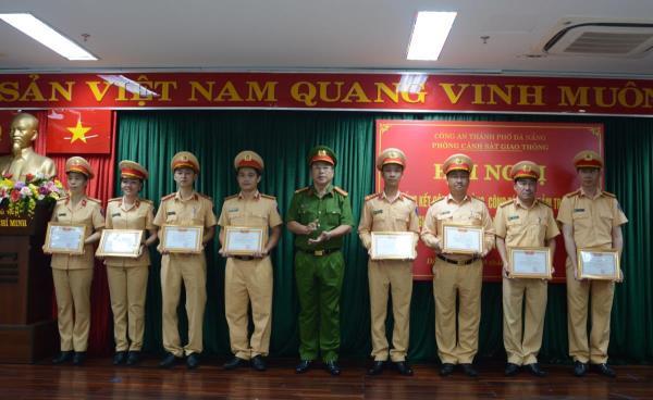 Sáng mãi hình ảnh người chiến sĩ Cảnh sát giao thông trong lòng nhân dân