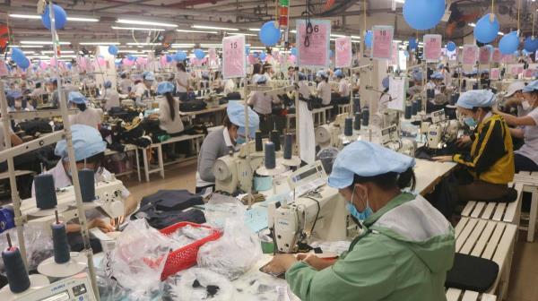 Quan hệ lao động ổn định, nhà máy, công xưởng Đà Nẵng hối hả ngay từ đầu năm