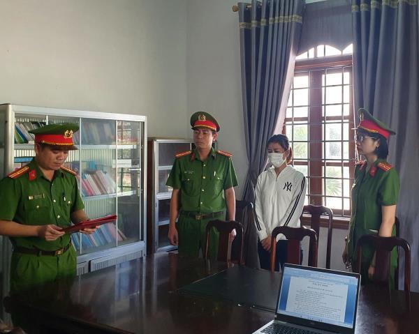 Lừa đảo cả mối cho vay lãi nặng