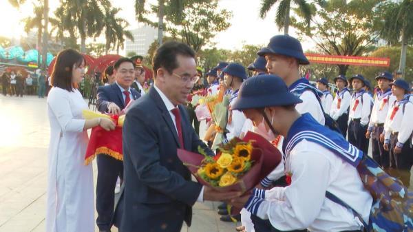 Hơn 2.500 thanh niên Quảng Nam hăng hái lên đường nhập ngũ