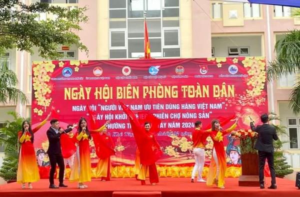 Nhiều hoạt động sôi nổi trong Ngày hội Biên phòng toàn dân
