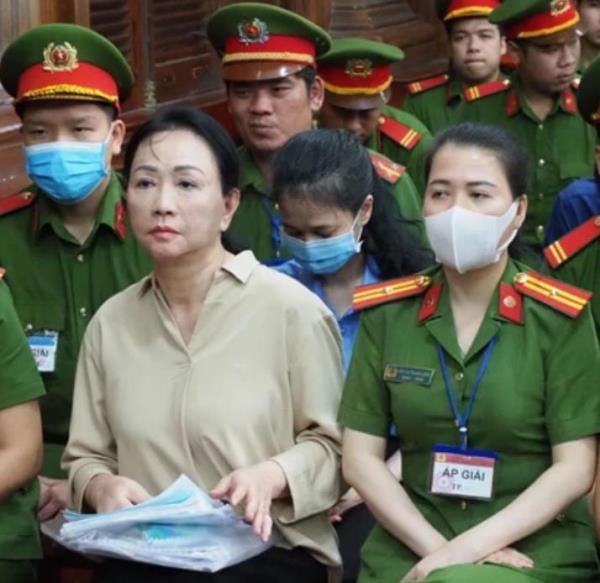 Bị cáo Trương Mỹ Lan đề nghị được đàm phán với nhà đấu tư nước ngoài, liên hệ các cổ đông nhằm khắc phục hậu quả