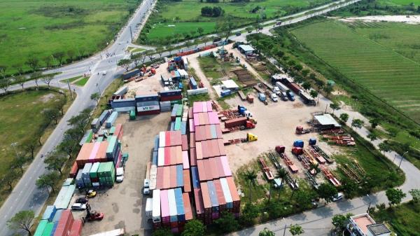 Mượn đất công không tốn phí?