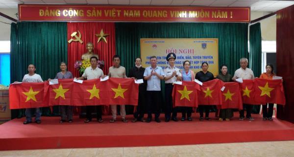 Tuyên truyền phòng chống khai thác IUU