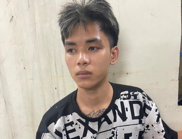 Đâm người rồi bỏ trốn