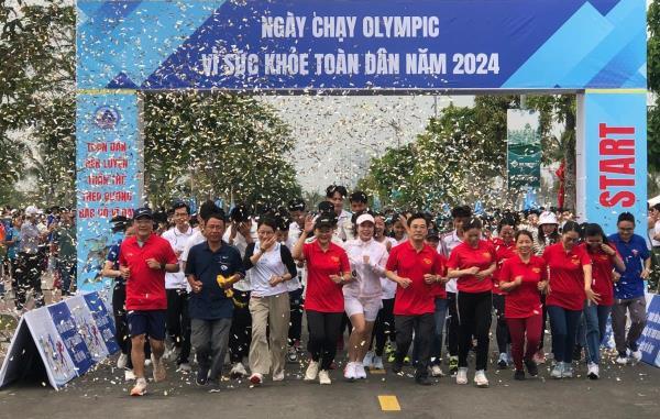 Gần 3.000 người tham gia Ngày chạy Olympic vì sức khỏe  toàn dân tại Đà Nẵng