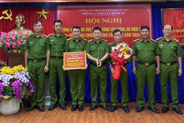 Bài 1: Tín dụng đen... SOS