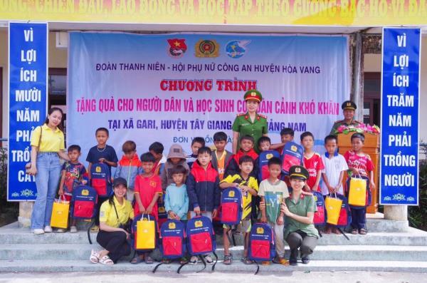 Giỏi việc nước, đảm việc cộng đồng