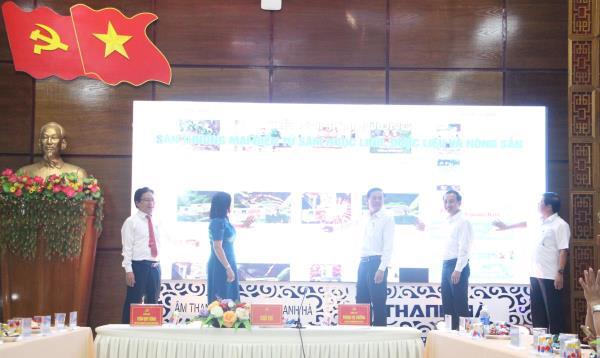 Khách hàng thỏa sức mua sâm Ngọc Linh chất lượng trên sàn Thương mại điện tử